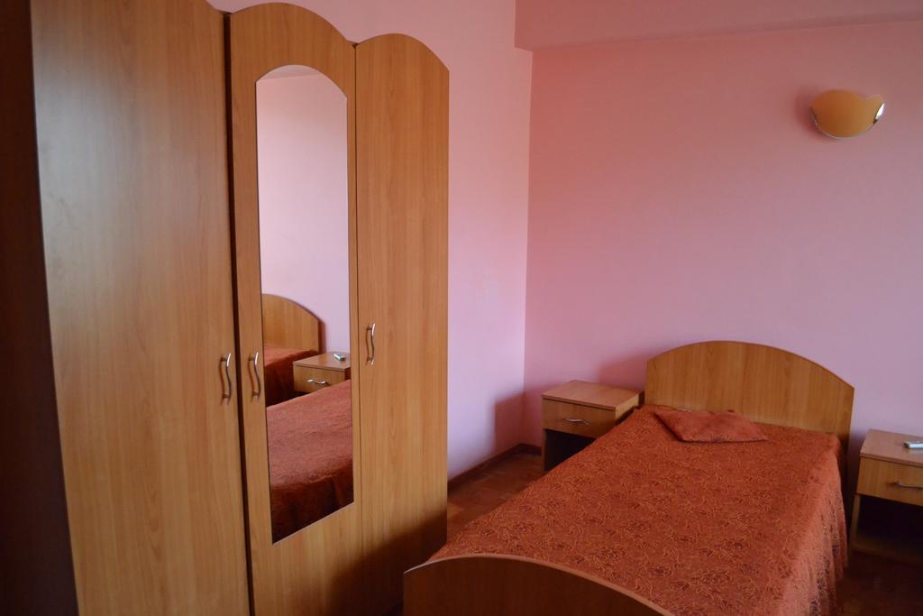 Pension Coral Baia Mare Oda fotoğraf