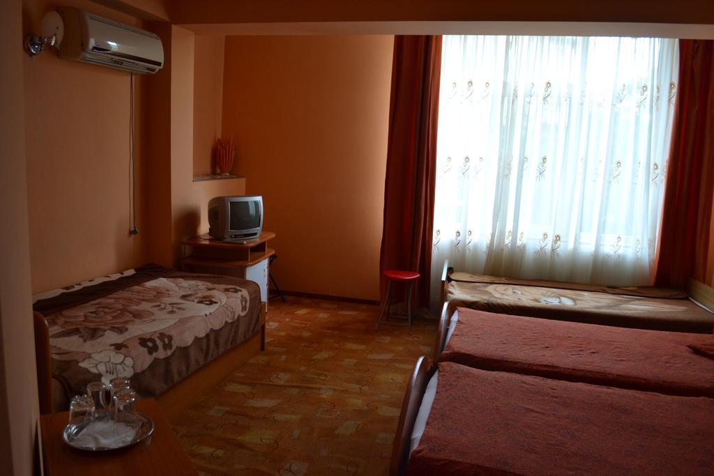 Pension Coral Baia Mare Oda fotoğraf
